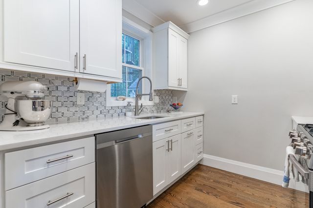 21-A High St 1, Milton, MA 02186