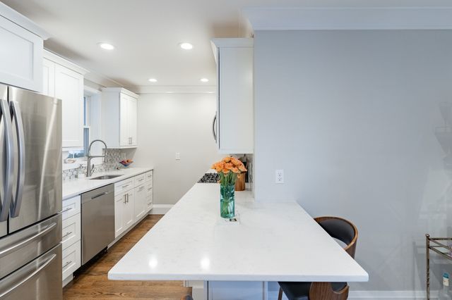21-A High St 1, Milton, MA 02186
