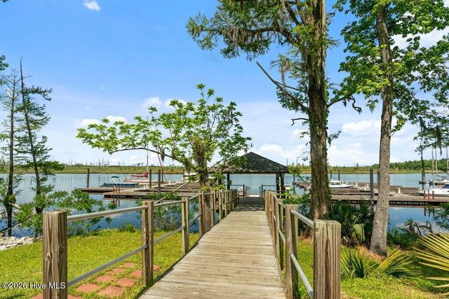 3606 Barnesmore Drive, Castle Hayne, NC 28429