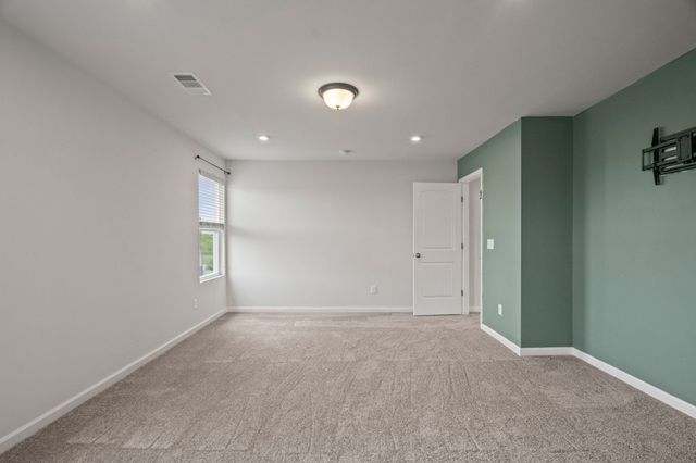 4394 Socata Ct, Cross Plains, TN 37049