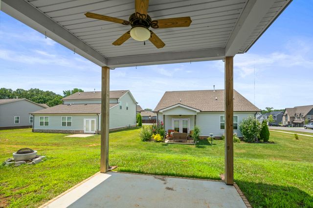 4394 Socata Ct, Cross Plains, TN 37049