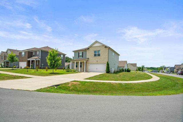 4394 Socata Ct, Cross Plains, TN 37049