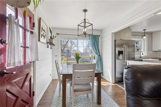 1605 NE 62nd Terrace, Gladstone, MO 64118