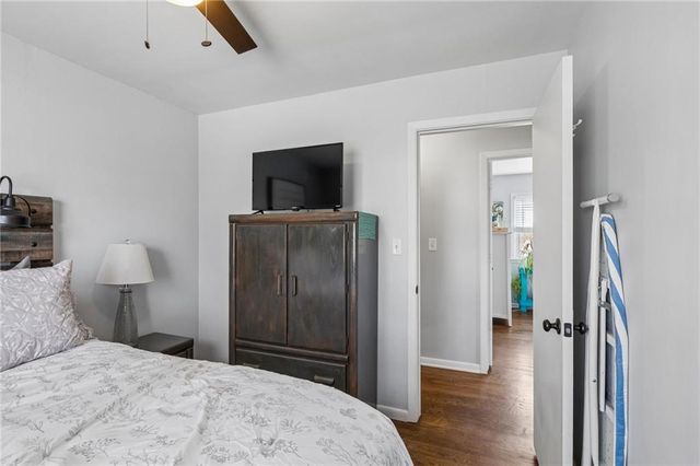 1605 NE 62nd Terrace, Gladstone, MO 64118