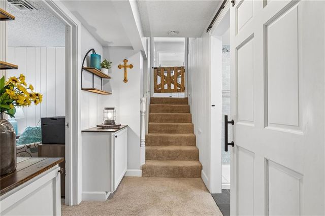 1605 NE 62nd Terrace, Gladstone, MO 64118