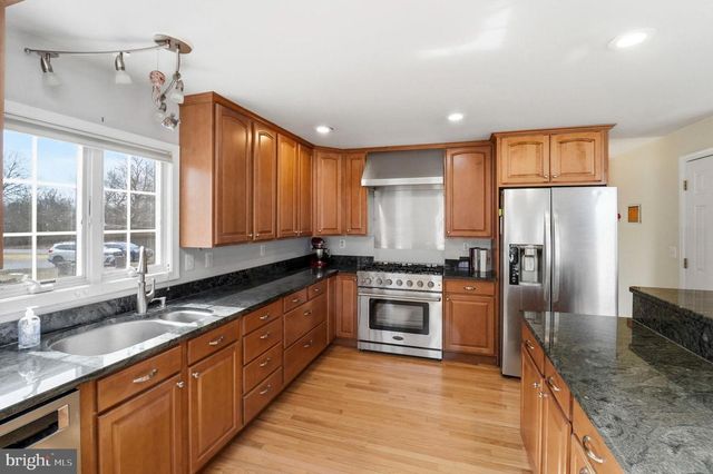 1212 BEAR TAVERN RD, Titusville, NJ 08560