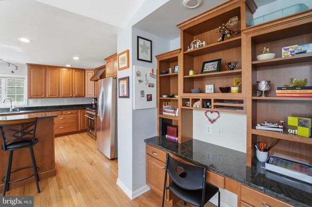 1212 BEAR TAVERN RD, Titusville, NJ 08560