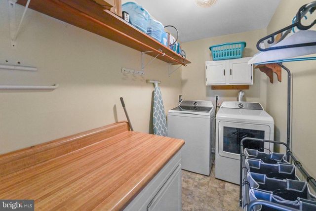 1212 BEAR TAVERN RD, Titusville, NJ 08560