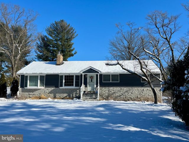 1212 BEAR TAVERN RD, Titusville, NJ 08560