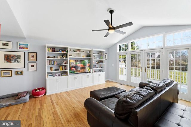 1212 BEAR TAVERN RD, Titusville, NJ 08560