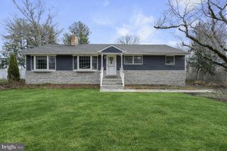 1212 BEAR TAVERN RD, Titusville, NJ 08560