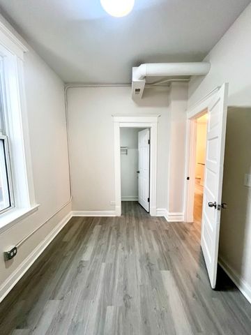 2512 S Trumbull Avenue 2F, Chicago, IL 60623