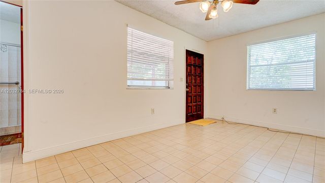 6560 SW 34th Street, Miami, FL 33155