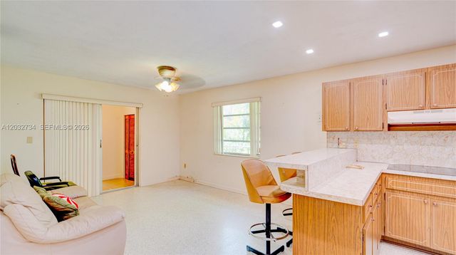 6560 SW 34th Street, Miami, FL 33155
