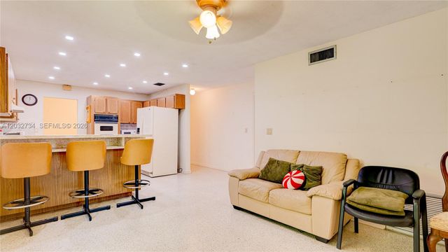 6560 SW 34th Street, Miami, FL 33155