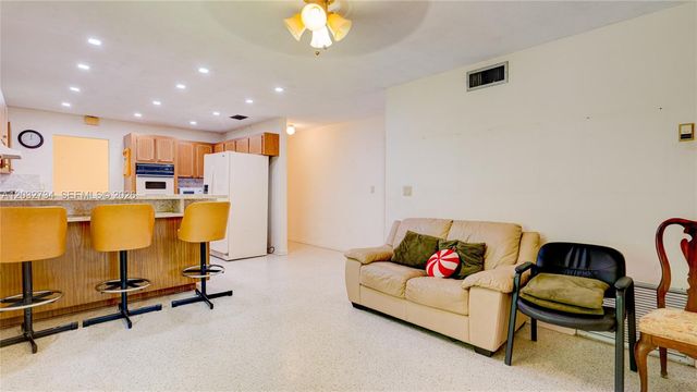 6560 SW 34th Street, Miami, FL 33155