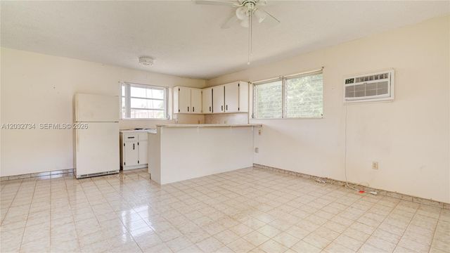 6560 SW 34th Street, Miami, FL 33155