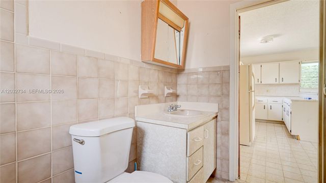 6560 SW 34th Street, Miami, FL 33155