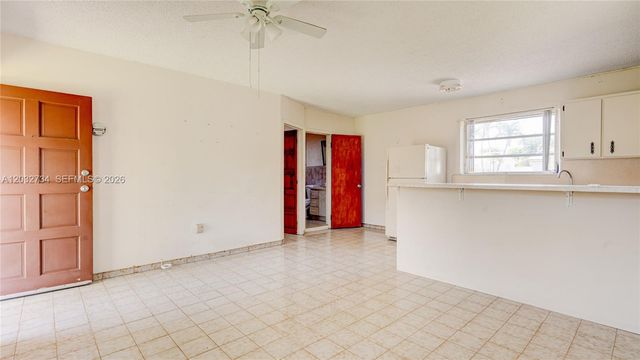 6560 SW 34th Street, Miami, FL 33155