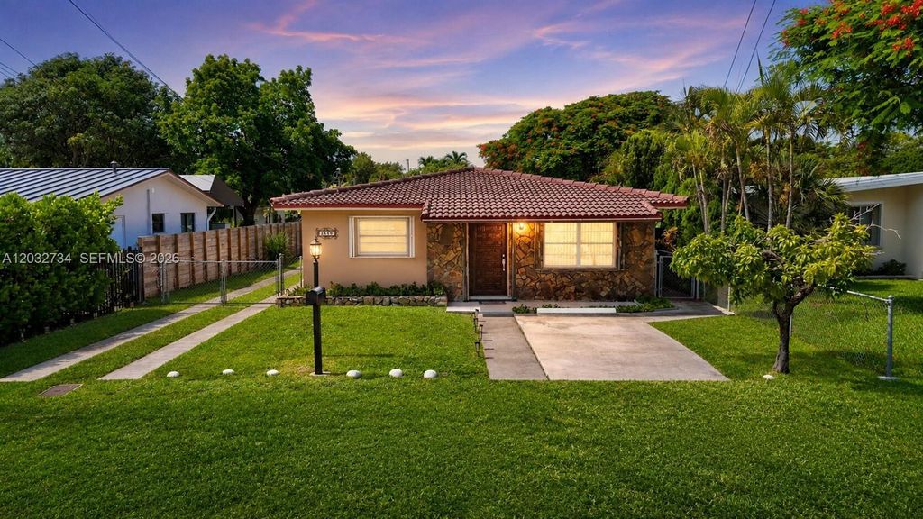 6560 SW 34th Street, Miami, FL 33155