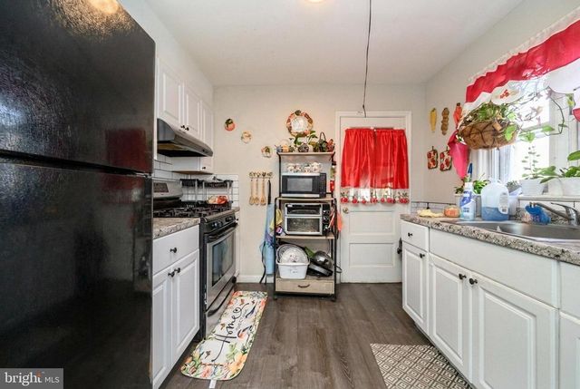 282 ASHMORE AVE, Trenton, NJ 08611