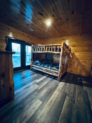 2124 Megan Ridge Drive, Sevierville, TN 37876