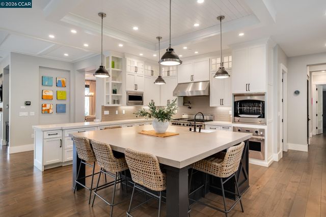 401 Legacy Dr, Alamo, CA 94507