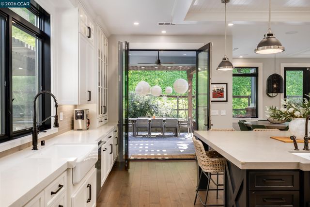 401 Legacy Dr, Alamo, CA 94507