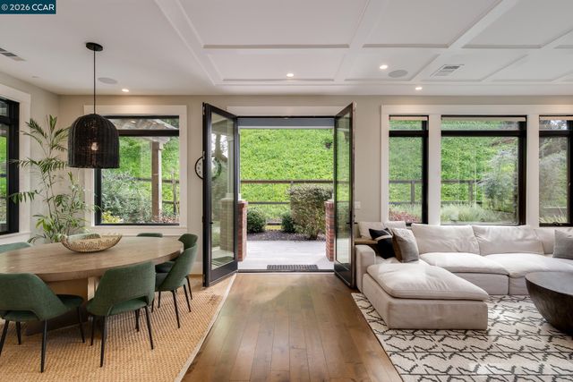 401 Legacy Dr, Alamo, CA 94507