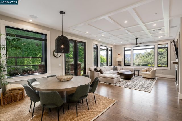 401 Legacy Dr, Alamo, CA 94507