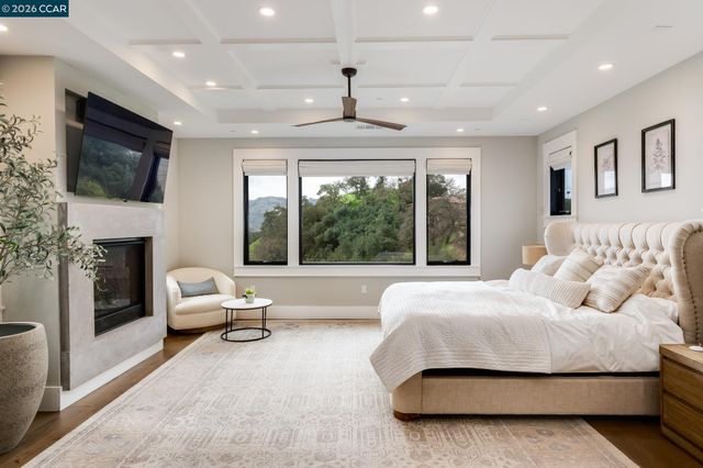 401 Legacy Dr, Alamo, CA 94507