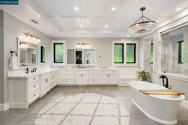 401 Legacy Dr, Alamo, CA 94507