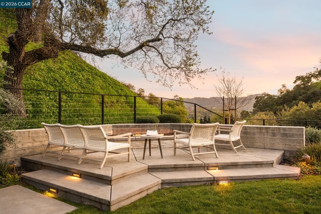 401 Legacy Dr, Alamo, CA 94507