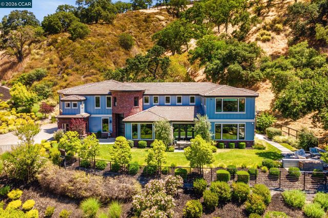 401 Legacy Dr, Alamo, CA 94507