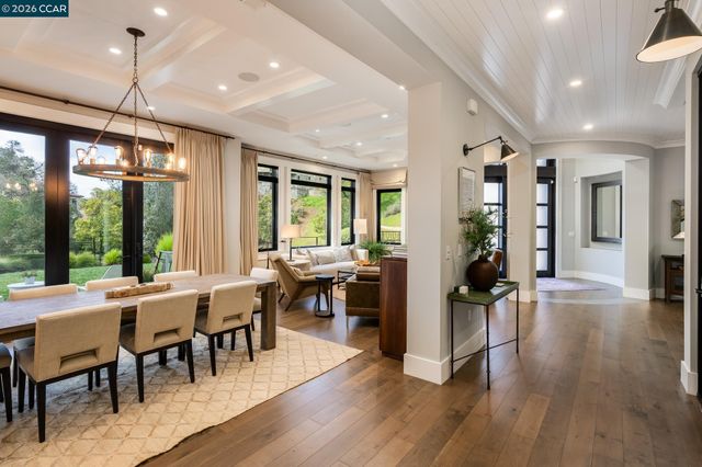 401 Legacy Dr, Alamo, CA 94507