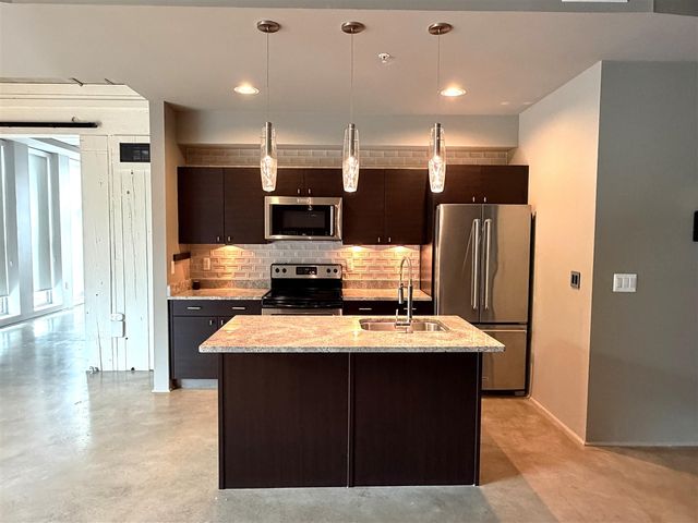 300 Hamilton Street 204, Plymouth, MI 48170