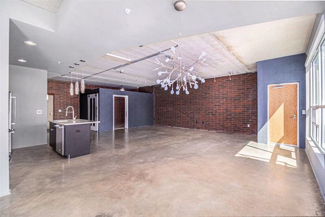 300 Hamilton Street 204, Plymouth, MI 48170