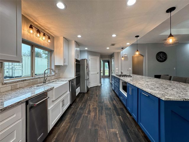 17221 N Wayne Lane, Pearland, TX 77584