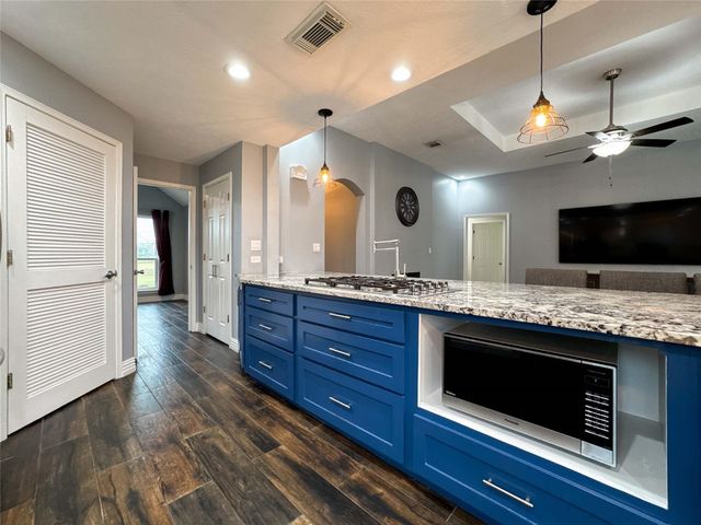 17221 N Wayne Lane, Pearland, TX 77584