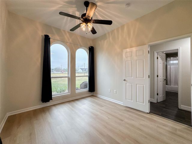 17221 N Wayne Lane, Pearland, TX 77584