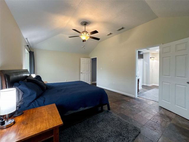 17221 N Wayne Lane, Pearland, TX 77584