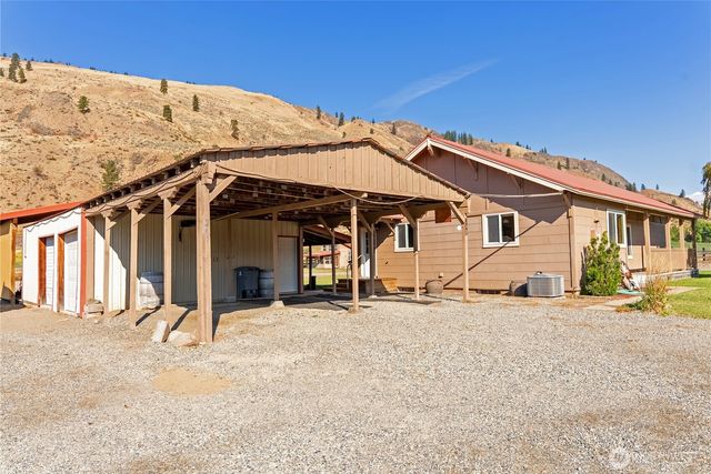 245 Twisp-Carlton Road, Twisp, WA 98856