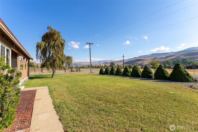 245 Twisp-Carlton Road, Twisp, WA 98856