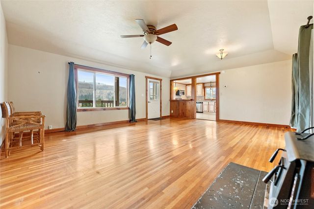 245 Twisp-Carlton Road, Twisp, WA 98856