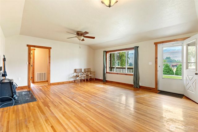 245 Twisp-Carlton Road, Twisp, WA 98856