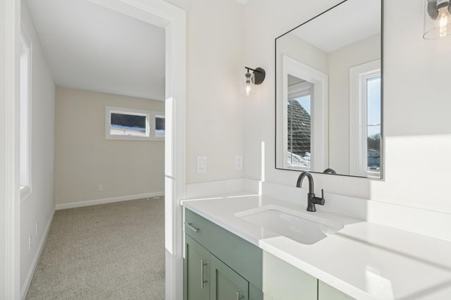 11729 Azure Circle, Inver Grove Heights, MN 55077