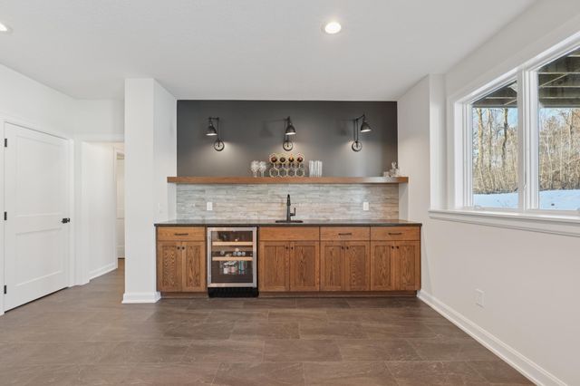 11729 Azure Circle, Inver Grove Heights, MN 55077