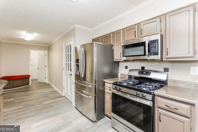 2653 Ashworth Circle, Snellville, GA 30078