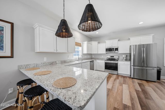 527 Everett Glades, Sneads Ferry, NC 28460