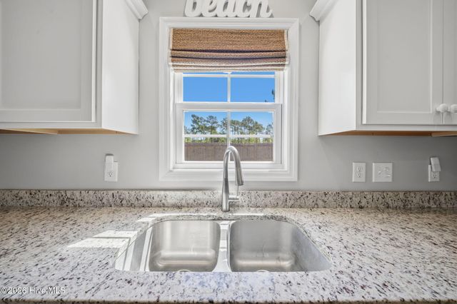527 Everett Glades, Sneads Ferry, NC 28460